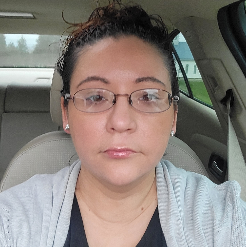 Meet your Posher, Melissa
